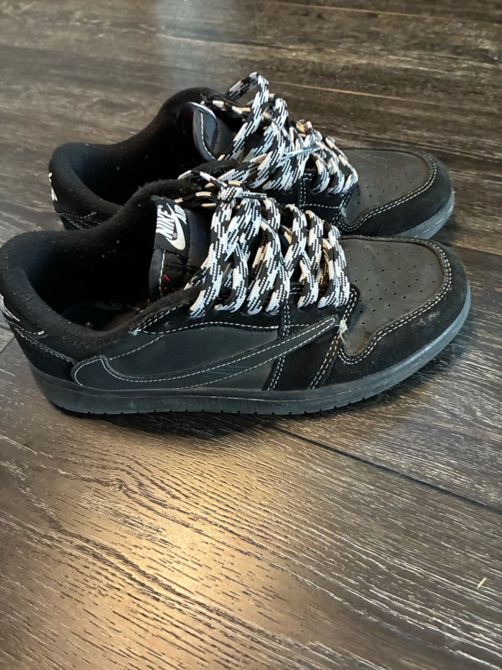 travis scott jordan 1 low phantom